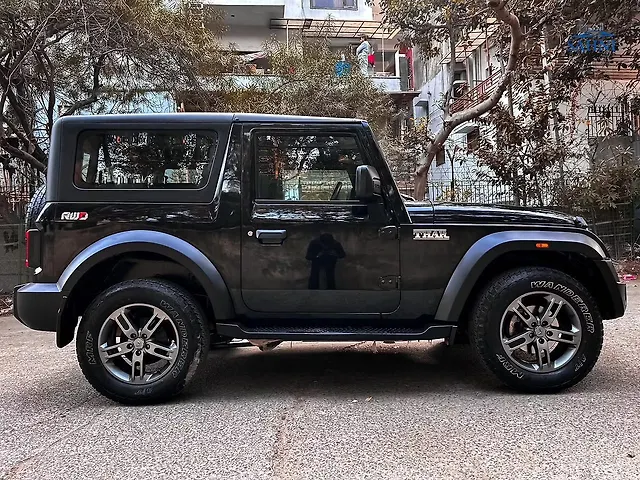 Used Mahindra Thar [2020-2025] LX Hard Top Petrol AT RWD in Delhi