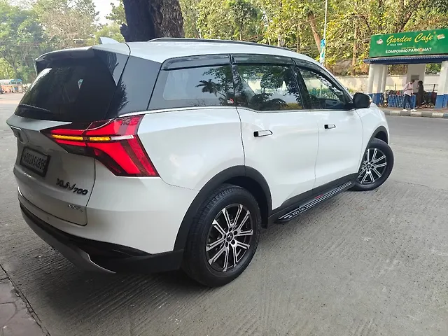 Used Mahindra Old Generation XUV700 AX 7 Diesel MT Luxury Pack 7 STR [2021] in Kolkata
