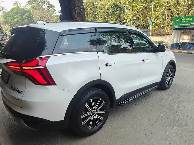 Used Mahindra Old Generation XUV700 AX 7 Diesel MT Luxury Pack 7 STR [2021] in Kolkata