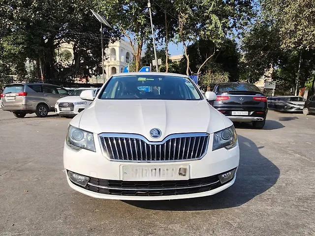 Used 2016 Skoda Superb in Delhi