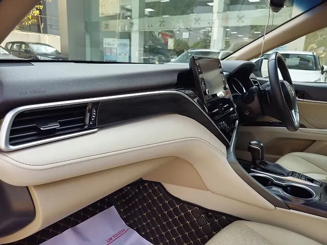 Used Toyota Camry [2022-2024] Hybrid in Delhi