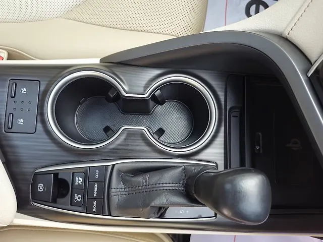 Used Toyota Camry [2022-2024] Hybrid in Delhi