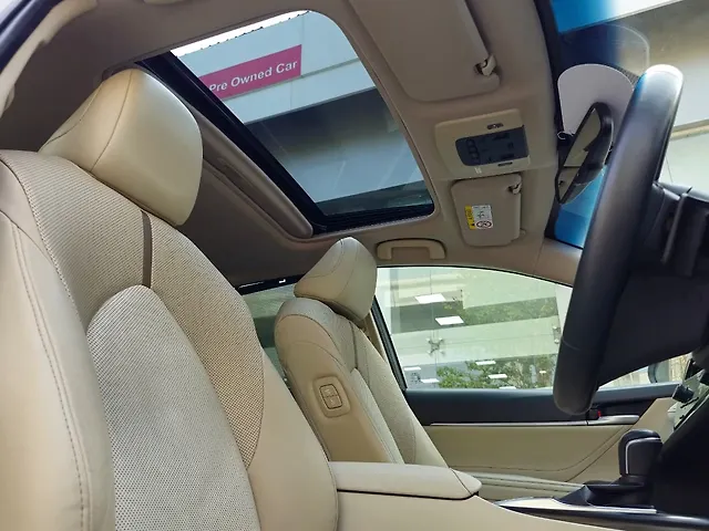 Used Toyota Camry [2022-2024] Hybrid in Delhi