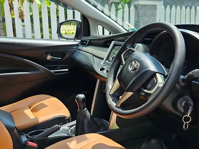 Used Toyota Innova Crysta [2016-2020] 2.4 GX 7 STR [2016-2020] in Kochi