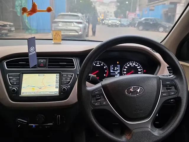 Used Hyundai i20 [2020-2023] Sportz 1.2 IVT [2020-2023] in Kanpur