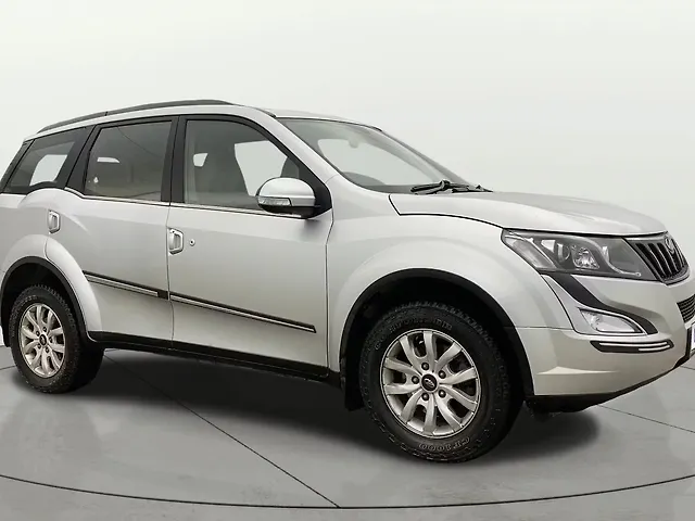 Used 2016 Mahindra XUV500 in Delhi