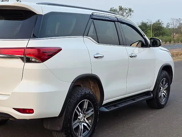 Used Toyota Fortuner [2016-2021] 2.8 4x2 MT [2016-2020] in Pune