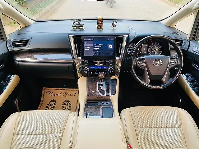 Used Toyota Vellfire VIP – Executive Lounge Hybrid (Electric + Petrol) Automatic in Delhi