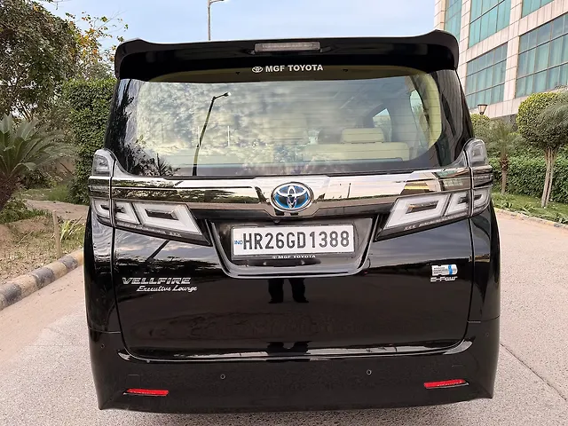 Used Toyota Vellfire VIP – Executive Lounge Hybrid (Electric + Petrol) Automatic in Delhi