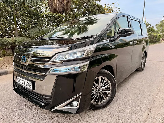 Used Toyota Vellfire VIP – Executive Lounge Hybrid (Electric + Petrol) Automatic in Delhi