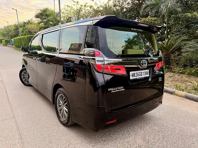 Used Toyota Vellfire VIP – Executive Lounge Hybrid (Electric + Petrol) Automatic in Delhi