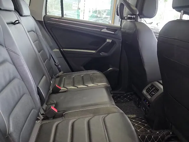 Used Volkswagen Tiguan Elegance 2.0 TSI DSG [2021] in Hyderabad