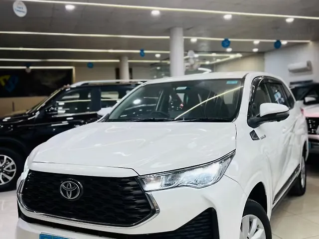 Used 2023 Toyota Innova Hycross in Mohali