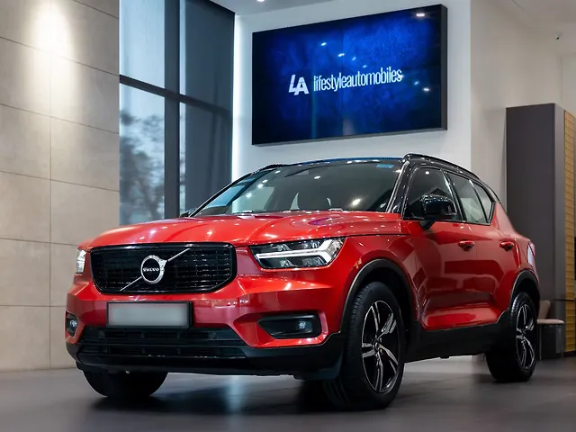 Used Volvo XC40 [2018-2022] T4 R-Design in Kolkata
