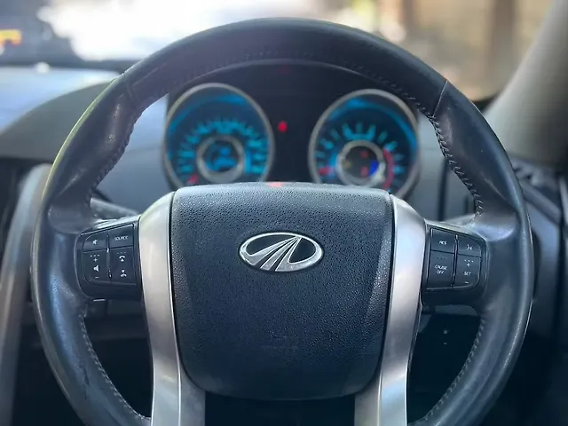 Used Mahindra XUV500 W11 AT in Raipur
