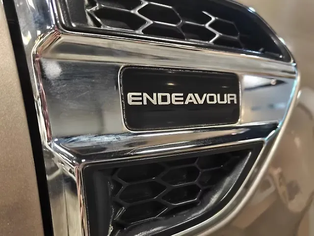 Used Ford Endeavour Titanium Plus 2.0 4x2 AT in Lucknow
