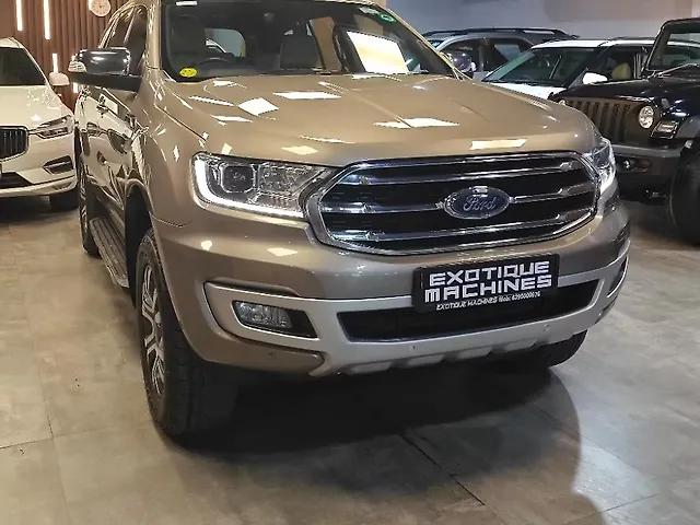 Used Ford Endeavour Titanium Plus 2.0 4x2 AT in Lucknow