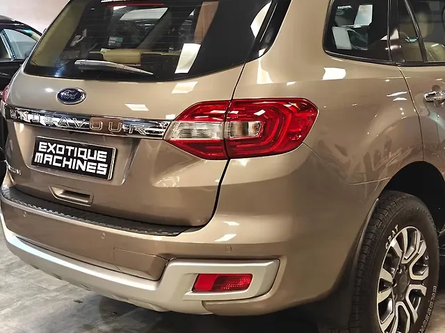 Used Ford Endeavour Titanium Plus 2.0 4x2 AT in Lucknow