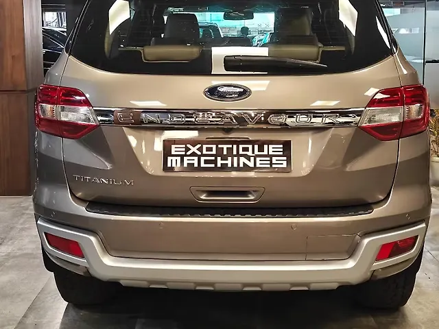 Used Ford Endeavour Titanium Plus 2.0 4x2 AT in Lucknow