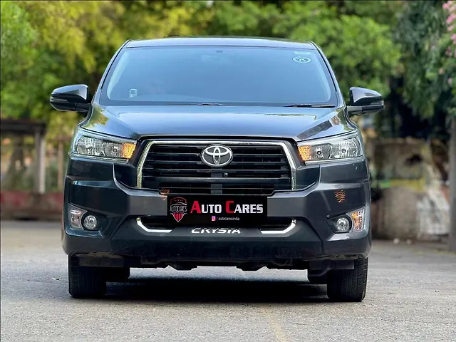 Used 2022 Toyota Innova Crysta in Delhi