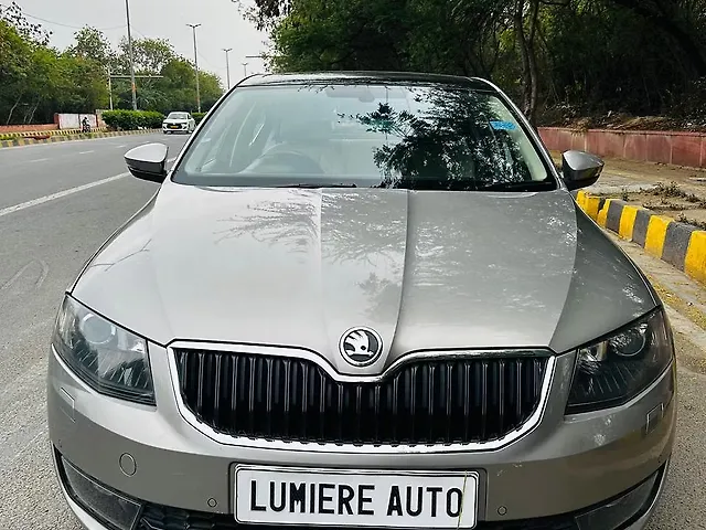 Used 2015 Skoda Octavia in Delhi
