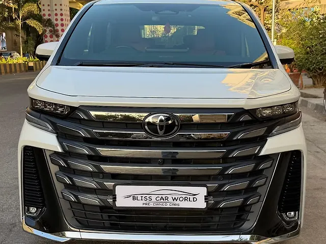 Used 2024 Toyota Vellfire in Mumbai Used 2024 Toyota Vellfire in Mumbai