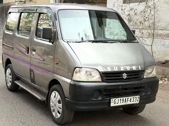Used 2016 Maruti Suzuki Eeco in Surat Used 2016 Maruti Suzuki Eeco in Surat