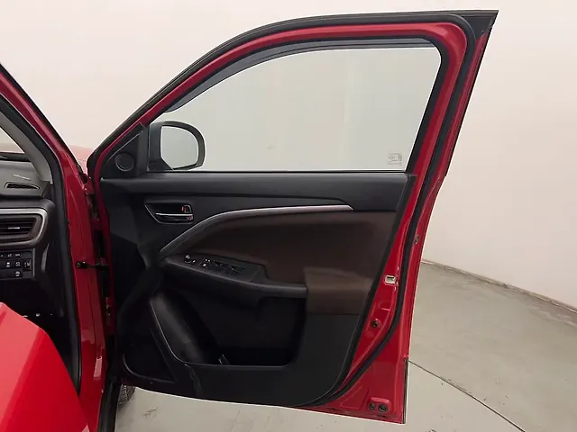 Used Maruti Suzuki Brezza Zxi Plus Petrol Manual Dual Tone in Mohali