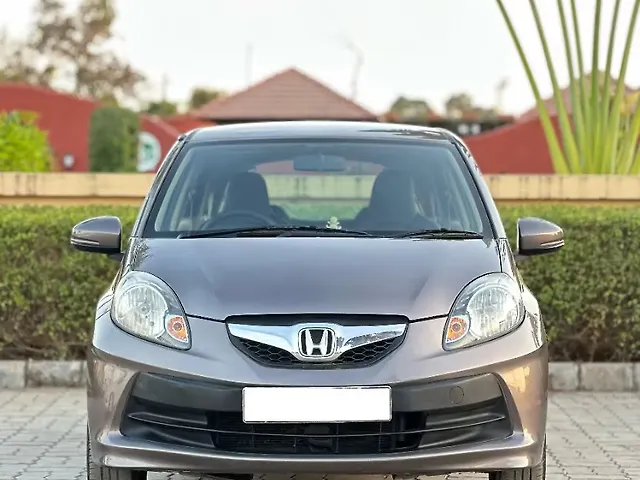 Used 2016 Honda Brio in Surat Used 2016 Honda Brio in Surat