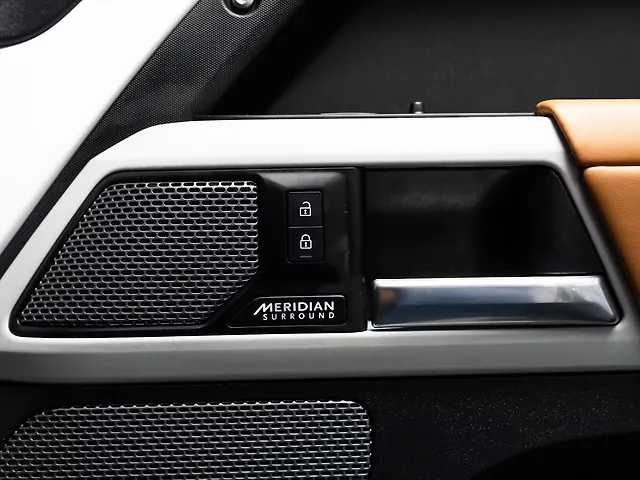 Used Land Rover Defender 110 HSE 2.0 Petrol in Delhi