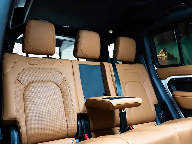 Used Land Rover Defender 110 HSE 2.0 Petrol in Delhi