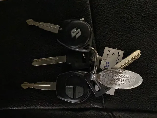 Used Maruti Suzuki Swift [2014-2018] Lxi ABS [2014-2017] in Delhi
