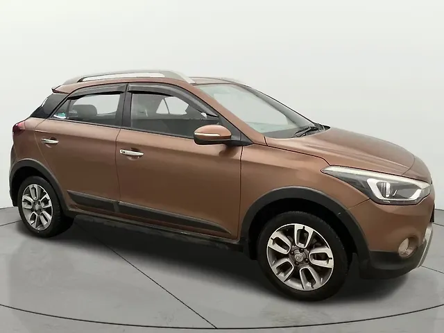 Used 2017 Hyundai i20 Active in Noida