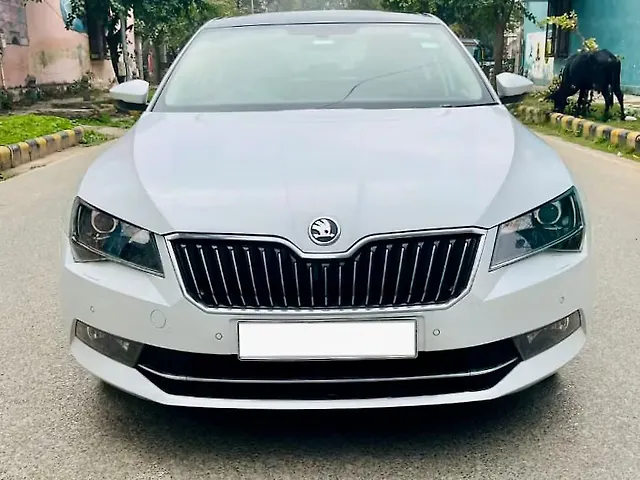 Used 2019 Skoda Superb in Delhi