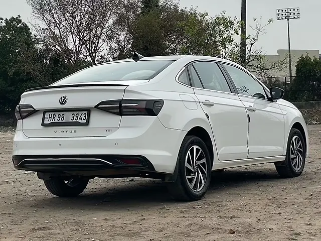 Used Volkswagen Virtus Comfortline 1.0 TSI MT [2023-2024] in Delhi