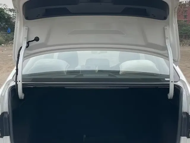 Used Volkswagen Virtus Comfortline 1.0 TSI MT [2023-2024] in Delhi