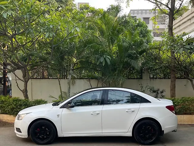Used Chevrolet Cruze [2009-2012] LT in Krishna