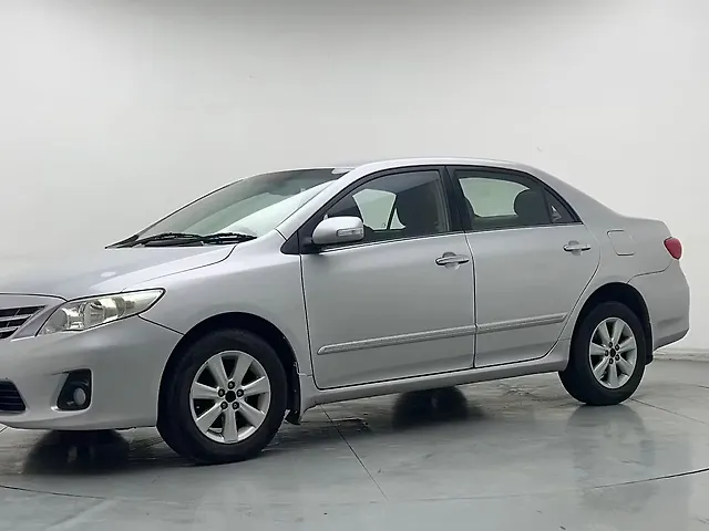 Used 2013 Toyota Corolla Altis in Ghaziabad