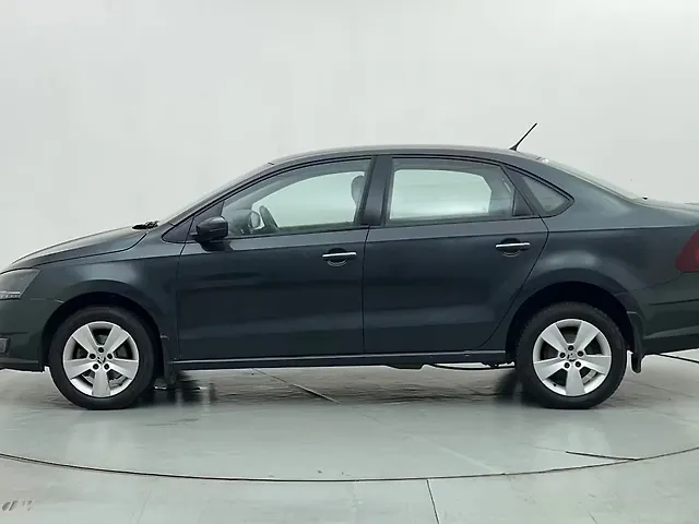 Used Skoda Rapid Style 1.6 MPI AT in Thane