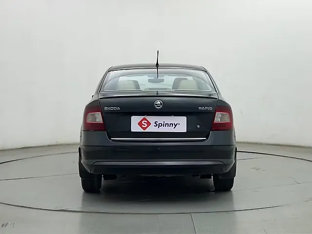 Used Skoda Rapid Style 1.6 MPI AT in Thane