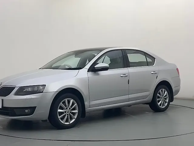 Used 2015 Skoda Octavia in Ahmedabad