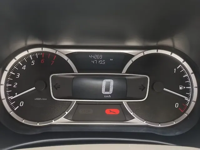 Used Nissan Kicks XV 1.5 in Ahmedabad
