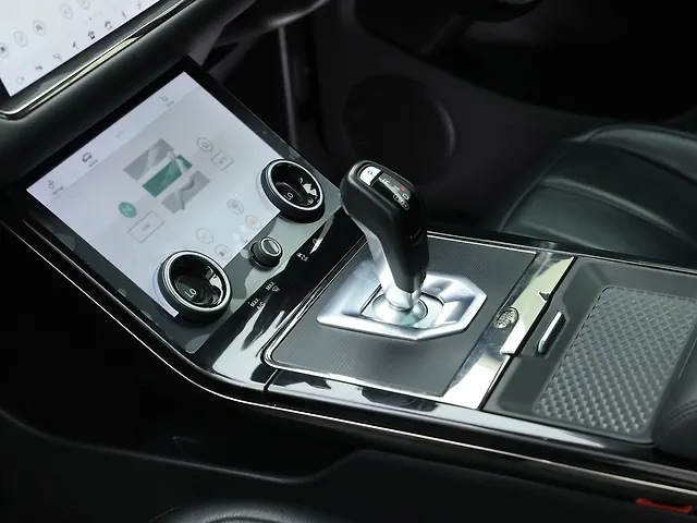 Used Land Rover Range Rover Evoque SE R-Dynamic in Dehradun