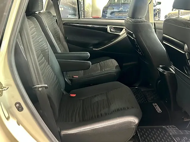 Used Toyota Innova Crysta [2016-2020] 2.7 VX 7 STR [2016-2020] in Delhi