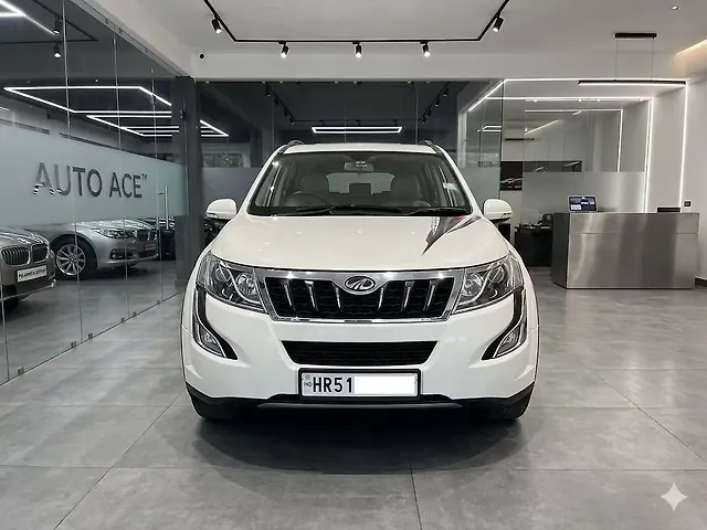 Used 2017 Mahindra XUV500 in Delhi