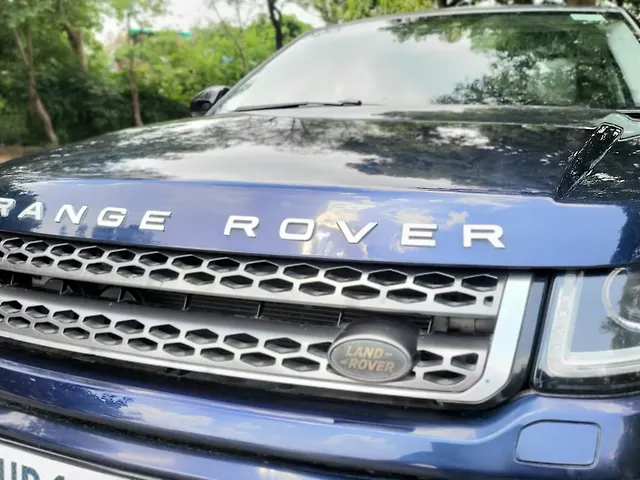 Used 2019 Land Rover Range Rover Evoque in Delhi
