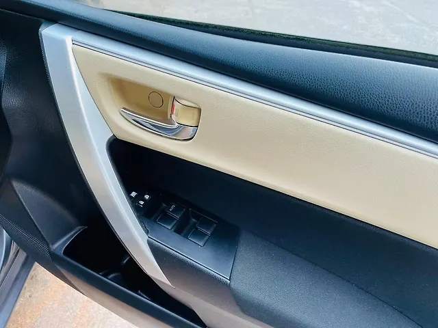 Used Toyota Corolla Altis G Petrol in Mumbai