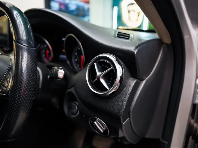Used Mercedes-Benz GLA [2017-2020] 200 Sport in Delhi