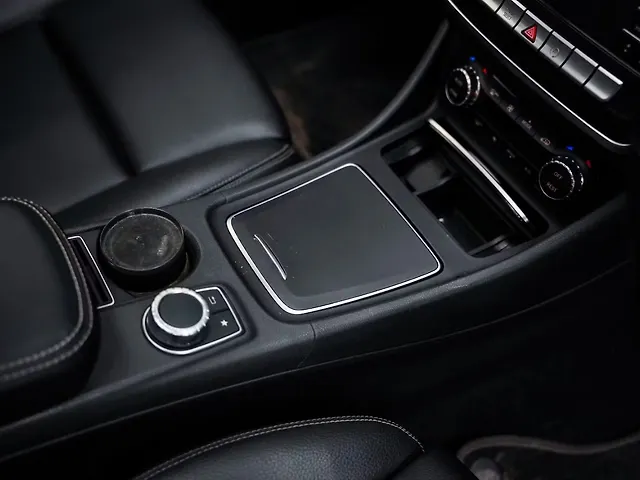 Used Mercedes-Benz GLA [2017-2020] 200 Sport in Delhi