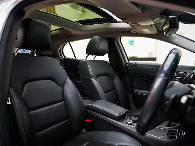 Used Mercedes-Benz GLA [2017-2020] 200 Sport in Delhi